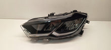 Laden Sie das Bild in den Galerie-Viewer, Frontscheinwerfer VW Polo 2G1941005C 73669519 LED Links Scheinwerfer Headlight