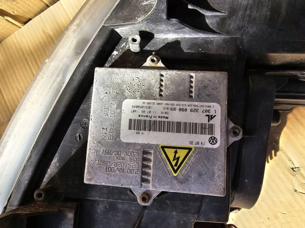 Frontscheinwerfer VW Touran 1T0941031K Links Scheinwerfer Headlight