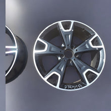 Load image into Gallery viewer, 1x Alufelge 19 Zoll 8.0&quot; 5x112 A1564012600 Mercedes-Benz Gla Rim Wheel