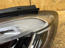 Laden Sie das Bild in den Galerie-Viewer, Frontscheinwerfer Mercedes-Benz W247 A2479065107 Links Scheinwerfer Headlight SCH5127160782pf