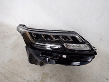 Laden Sie das Bild in den Galerie-Viewer, Frontscheinwerfer Land Rover Range I Velar L560 J8A2-13W029-BF Full LED Rechts SCH1882597265bk