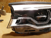 Laden Sie das Bild in den Galerie-Viewer, Frontscheinwerfer BMW 5 G31 G30 7439209 Links Scheinwerfer Headlight SCH9441267701tw
