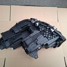 Laden Sie das Bild in den Galerie-Viewer, Frontscheinwerfer BMW X1 5A9A222-01 Rechts Scheinwerfer Headlight SCH3735698779qp