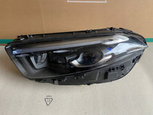 Laden Sie das Bild in den Galerie-Viewer, Frontscheinwerfer Mercedes-Benz A1779065704 LED Links Scheinwerfer Headlight SCH8147475330ig