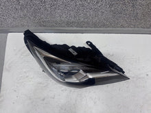 Laden Sie das Bild in den Galerie-Viewer, Frontscheinwerfer Opel Astra K 39023763 Rechts Scheinwerfer Headlight SCH5980439800bz