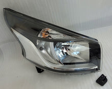 Laden Sie das Bild in den Galerie-Viewer, Frontscheinwerfer Renault Trafic III 260108047R Rechts Scheinwerfer Headlight SCH8043947219io