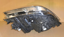 Load image into Gallery viewer, Frontscheinwerfer BMW 6 G32 8497225-04 LED Links Scheinwerfer Headlight SCH4246997140pa