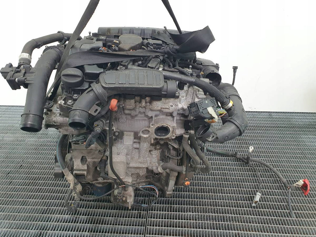 Motor Peugeot 5008 II 10XTA4 1.2 THP 131PS 92TKm 2018 Diesel Engine Komplett