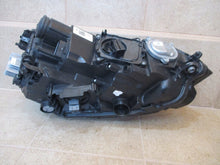 Laden Sie das Bild in den Galerie-Viewer, Frontscheinwerfer VW Sportsvan 517941081 Xenon Links Scheinwerfer Headlight