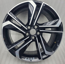 Laden Sie das Bild in den Galerie-Viewer, 1x Alufelge 18 Zoll 7.0" 5x100 51ET Glanz Schwarz 6VA601025AD Skoda Fabia Iv FEL9552438752zg
