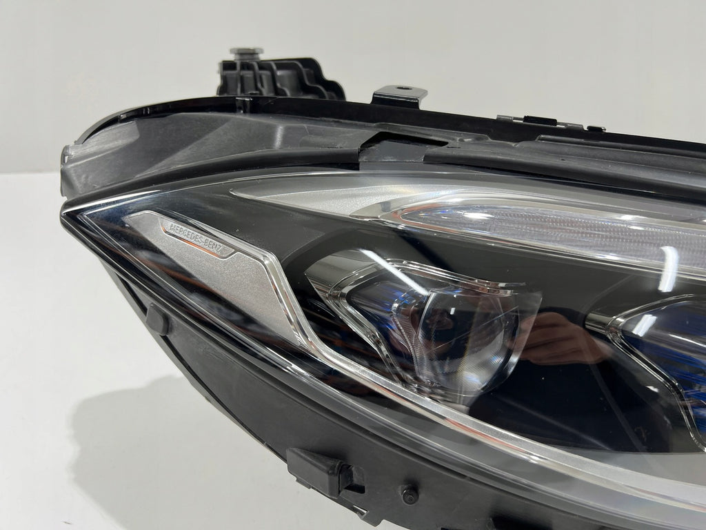 Frontscheinwerfer Mercedes-Benz Cls A2579068400 LED Rechts Headlight