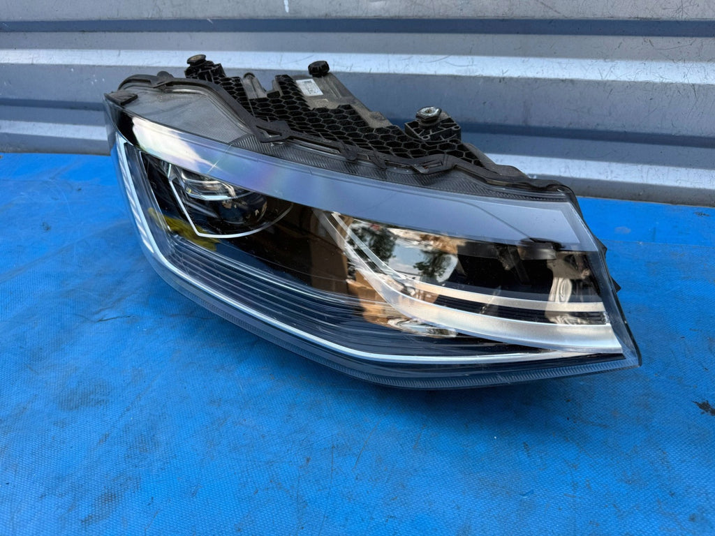 Frontscheinwerfer VW Caddy 2K8941036M Rechts Scheinwerfer Headlight SCH1182368070hf