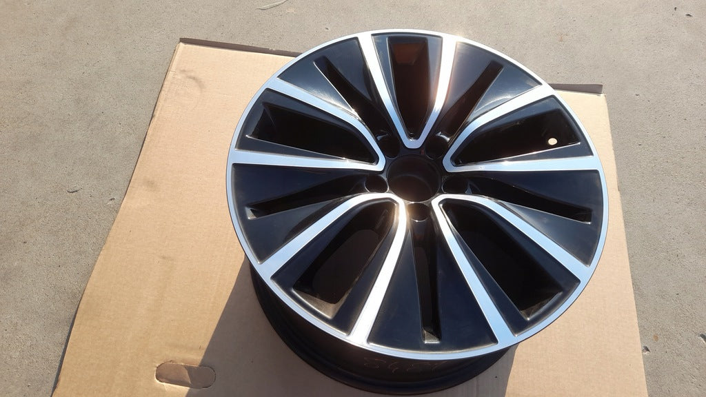 1x Alufelge 18 Zoll 9.0" 5x112 A2574013300 Mercedes-Benz Cls Rim Wheel FEL6501121044ub