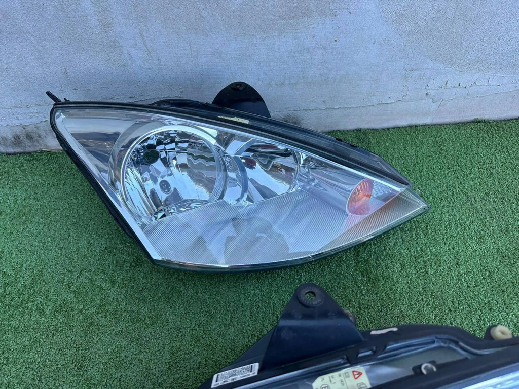 Frontscheinwerfer Ford Focus 2M51-13W029-BE Ein Satz Scheinwerfer Headlight SCH4896120923qx