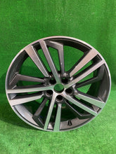 Laden Sie das Bild in den Galerie-Viewer, 1x Alufelge 20 Zoll 8.0" 5x112 39ET Glanz Silber 80A601025AE Audi Q5 Mg FEL2352960968eh