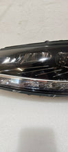 Laden Sie das Bild in den Galerie-Viewer, Frontscheinwerfer Skoda Fabia III 6V1941015F LED Links Scheinwerfer Headlight