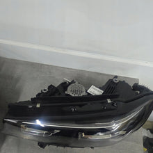 Laden Sie das Bild in den Galerie-Viewer, Frontscheinwerfer BMW G21 G20 5A251A7-01 Ein Satz Scheinwerfer Headlight SCH6482822812ty
