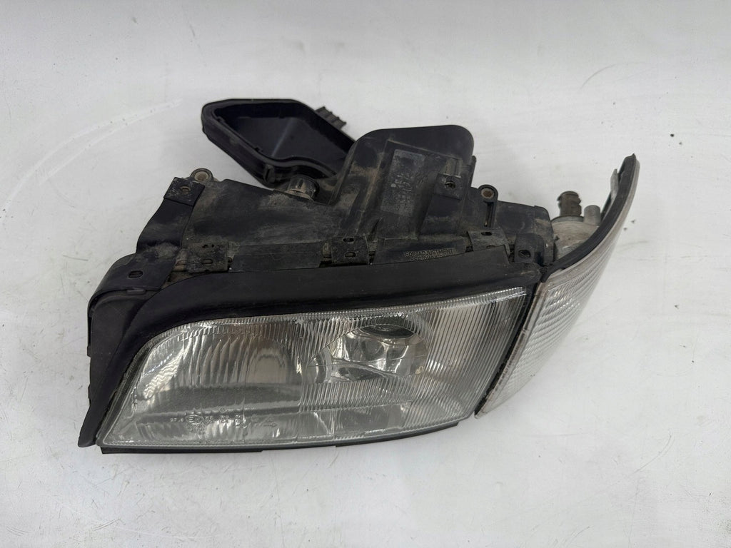 Frontscheinwerfer Audi A6 14050502 Ein Stück (Rechts oder Links) Headlight