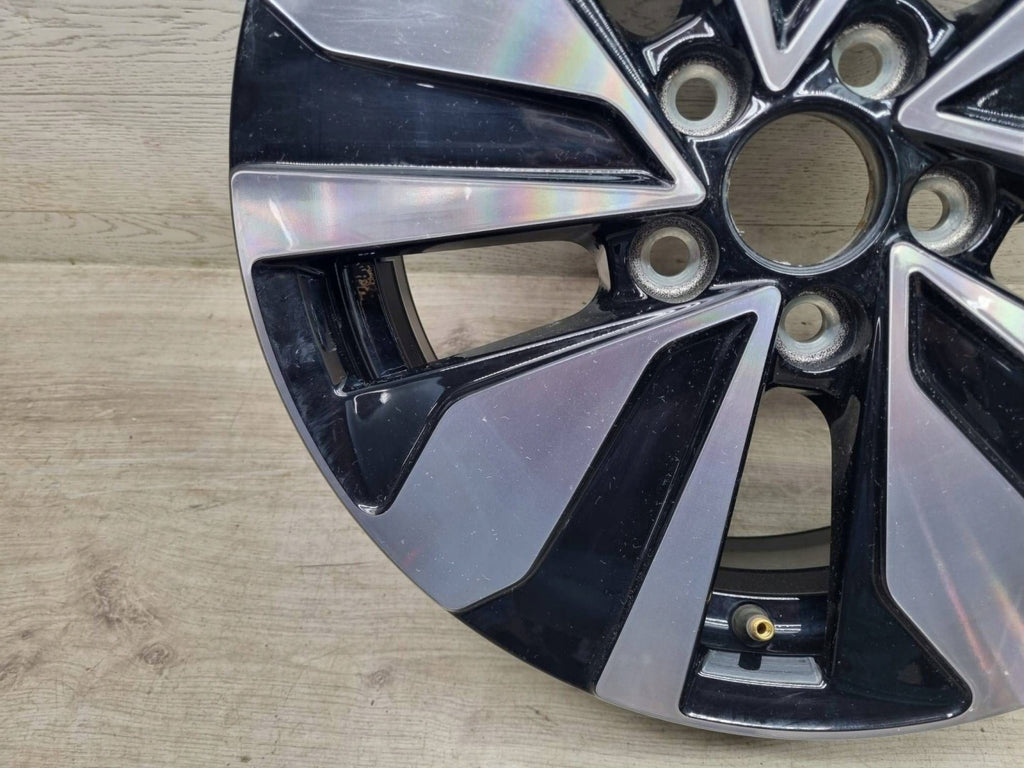 1x Alufelge 15 Zoll 5x100 2G0601025BC VW Polo Rim Wheel FEL2337730705er