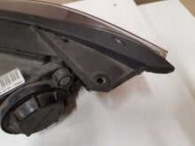 Load image into Gallery viewer, Frontscheinwerfer Kia Sorento 92102-2P040 Rechts Scheinwerfer Headlight SCH2418972870qh