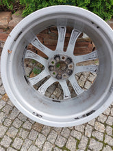 Laden Sie das Bild in den Galerie-Viewer, 1x Alufelge 20 Zoll 9.0&quot; 5x112 37ET Glanz Silber 4H0601025BL Audi Rim Wheel