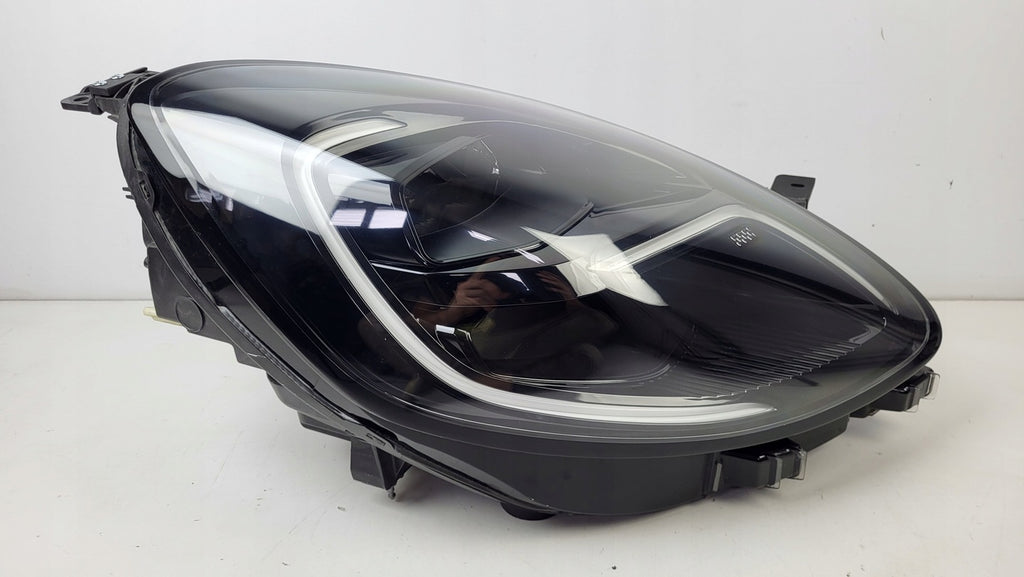 Frontscheinwerfer Ford Puma L1TB-13E014-CH-KUD LED Rechts Scheinwerfer Headlight SCH2513761686aa