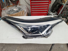Laden Sie das Bild in den Galerie-Viewer, Frontscheinwerfer Toyota Chr 81110-F4280 LED Rechts Scheinwerfer Headlight SCH9459025805gv
