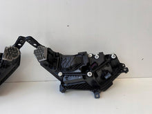 Load image into Gallery viewer, Frontscheinwerfer VW 1t3 1T3941035B 1T3941036B Ein Stück (Rechts oder Links) SCH4547840458zw