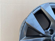 Laden Sie das Bild in den Galerie-Viewer, 1x Alufelge 17 Zoll 7.0" 5x114.3 35ET 403002540R Renault Arkana I Rim Wheel FEL4832564457tq