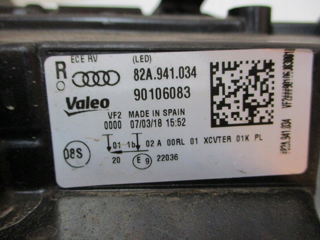 Frontscheinwerfer Audi A1 82A941033 82A941034 Full LED Rechts oder Links