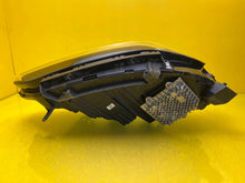 Laden Sie das Bild in den Galerie-Viewer, Frontscheinwerfer Alfa Romeo 00505643940 LED Links Scheinwerfer Headlight SCH3470444037km