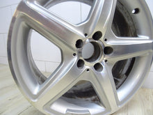 Load image into Gallery viewer, 1x Alufelge 18 Zoll 9.5&quot; 5x112 48ET Glanz Silber A2184011502 Mercedes-Benz Cls