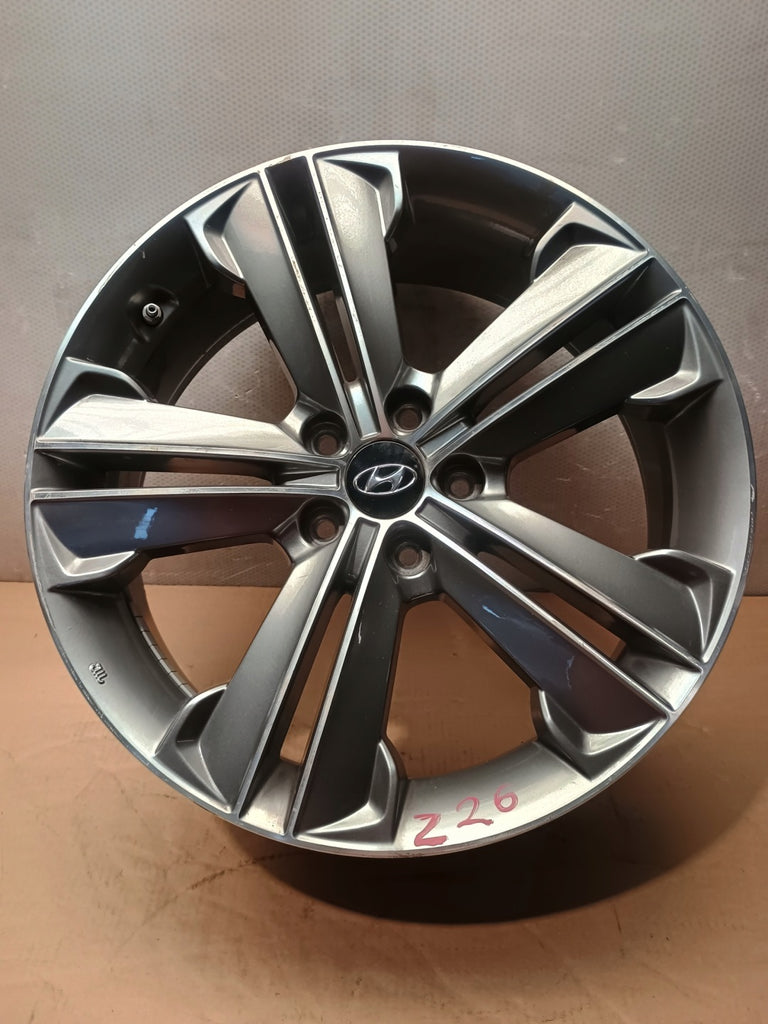 1x Alufelge 19 Zoll 7.5" 5x114.3 49 5ET 52910-B8195 Hyundai Santa I Rim Wheel FEL6700472218mb