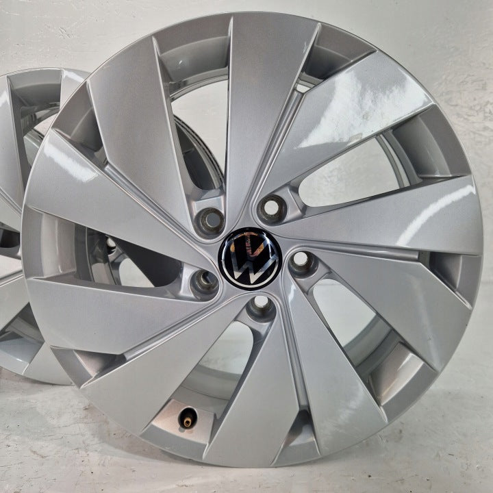4x Alufelge 17 Zoll 6.5" 5x112 46ET Glanz Silber 5H0601025B VW I Rim Wheel FEL9179912304lz