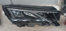Laden Sie das Bild in den Galerie-Viewer, Frontscheinwerfer Skoda Octavia IV 5E4941036 Rechts Scheinwerfer Headlight SCH8414267572sz
