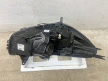 Laden Sie das Bild in den Galerie-Viewer, Frontscheinwerfer Renault Clio IV 260608367 LED FALSE Scheinwerfer Headlight SCH4538200415ep