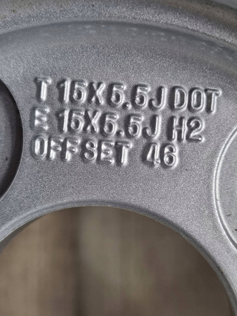 1x Alufelge 15 Zoll 5.5" 4x100 46ET Glanz Silber 52910-1G250 Kia Rio Rim Wheel FEL2206294682ru