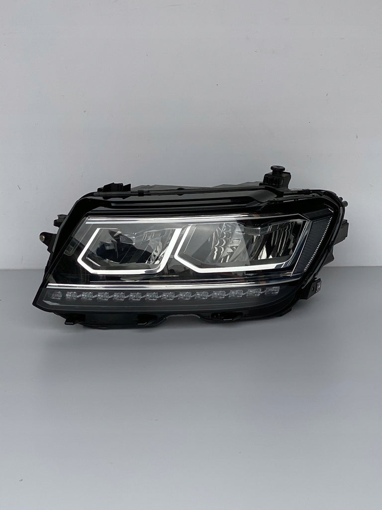 Frontscheinwerfer VW Tiguan 5NB941035B LED Ein Stück (Rechts oder Links)