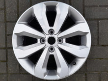 Load image into Gallery viewer, 1x Alufelge 16 Zoll 6.0&quot; 4x100 49ET Glanz 52910-H8260 Kia Rim Wheel