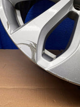 Load image into Gallery viewer, 1x Alufelge 16 Zoll 6.5" 5x114.3 44ET 403005287R Renault Megane 1 Iv Rim Wheel FEL4778174293sr