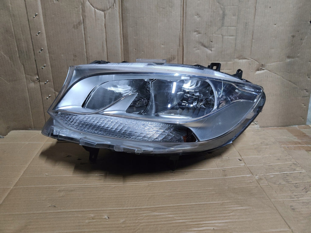 Frontscheinwerfer Mercedes-Benz Sprinter A9109060000 Links Headlight SCH9495633947on