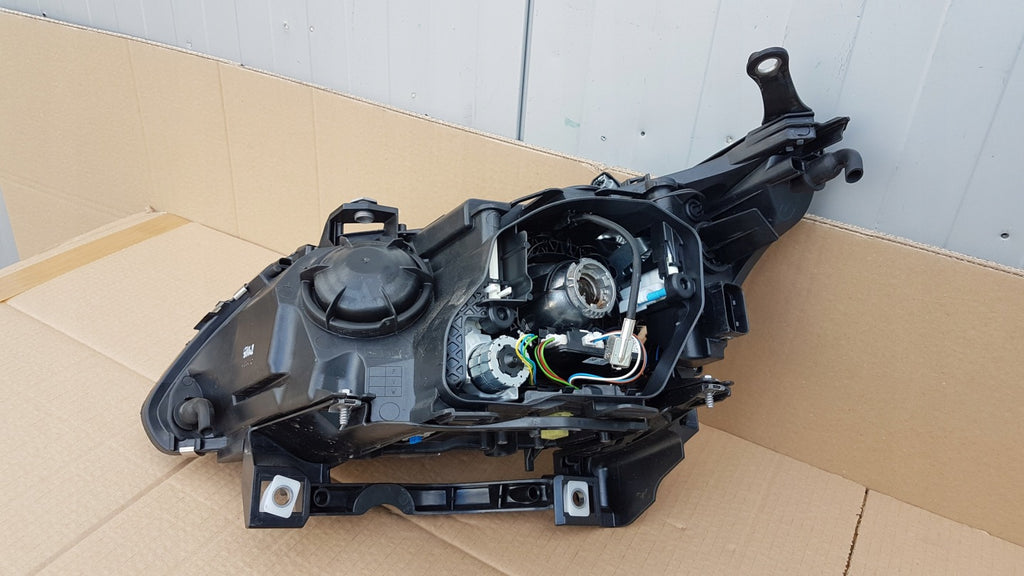 Frontscheinwerfer BMW 5 E60 E61 7045692-07 Xenon Rechts Scheinwerfer Headlight SCH6250105037wi