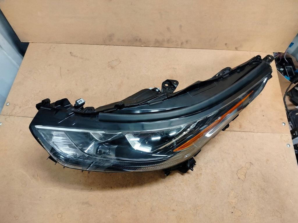 Frontscheinwerfer Toyota Highlander 10100-8A06K Full LED Rechts oder Links