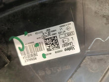 Load image into Gallery viewer, Frontscheinwerfer Dacia Duster 260603515R LED Links Scheinwerfer Headlight