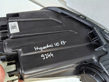 Laden Sie das Bild in den Galerie-Viewer, Frontscheinwerfer Hyundai I10 92102-B9000 Rechts Scheinwerfer Headlight