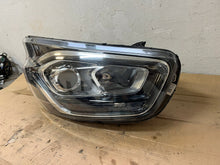 Laden Sie das Bild in den Galerie-Viewer, Frontscheinwerfer Ford Transit Custom JK21-13W029-DG JK2113W029DG LED Rechts