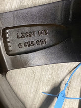 Laden Sie das Bild in den Galerie-Viewer, 1x Alufelge 17 Zoll 7.5" 5x112 54ET 6855091 BMW F45 Rim Wheel FEL7855096958qh