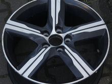 Laden Sie das Bild in den Galerie-Viewer, 1x Alufelge 17 Zoll 7.0&quot; 5x108 50ET 31423871 Volvo V60 V40 Rim Wheel