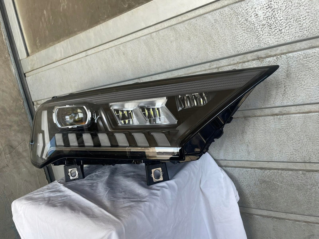 Frontscheinwerfer Audi Q7 4M0941039C LED Ein Stück (Rechts oder Links) Headlight