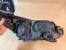 Load image into Gallery viewer, Frontscheinwerfer Ford Focus BM5113W030NA Links Scheinwerfer Headlight SCH9852980739ur